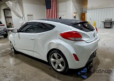 2014 Hyundai Veloster z USA, uszkodzony, nr VIN KMHTC6AD9EU196010